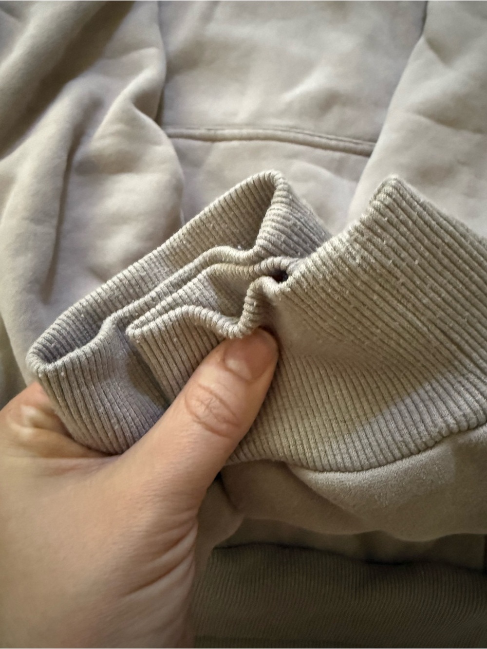 Comfrt Hoodie – Size M – Sand/Tan – Oversized Pullover - Picture 5 of 5
